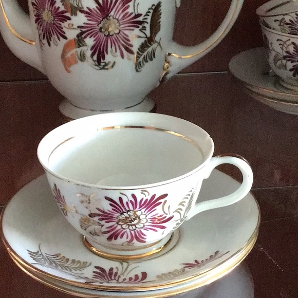 16 PIECE VINTAGE CHERRY CHINA MADE IN JAPAN TEA SET - Picture 13 of 13